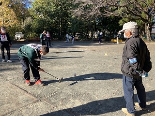 ゲート大会　打球に集中